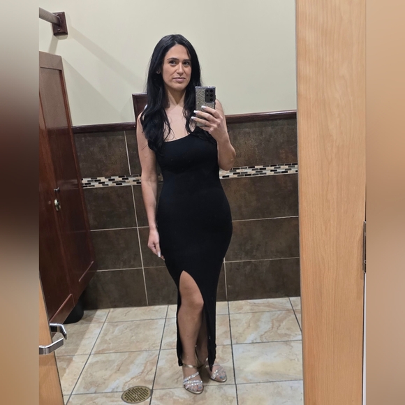 Meet your Posher, Cassandra - Picture 5 of 6